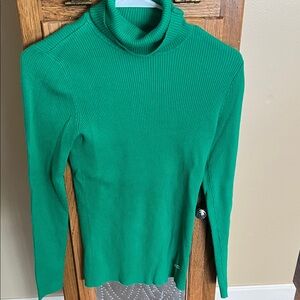 S  Ralph Lauren Emerald green Ribbed Turtleneck Sweater perfect for Spring!